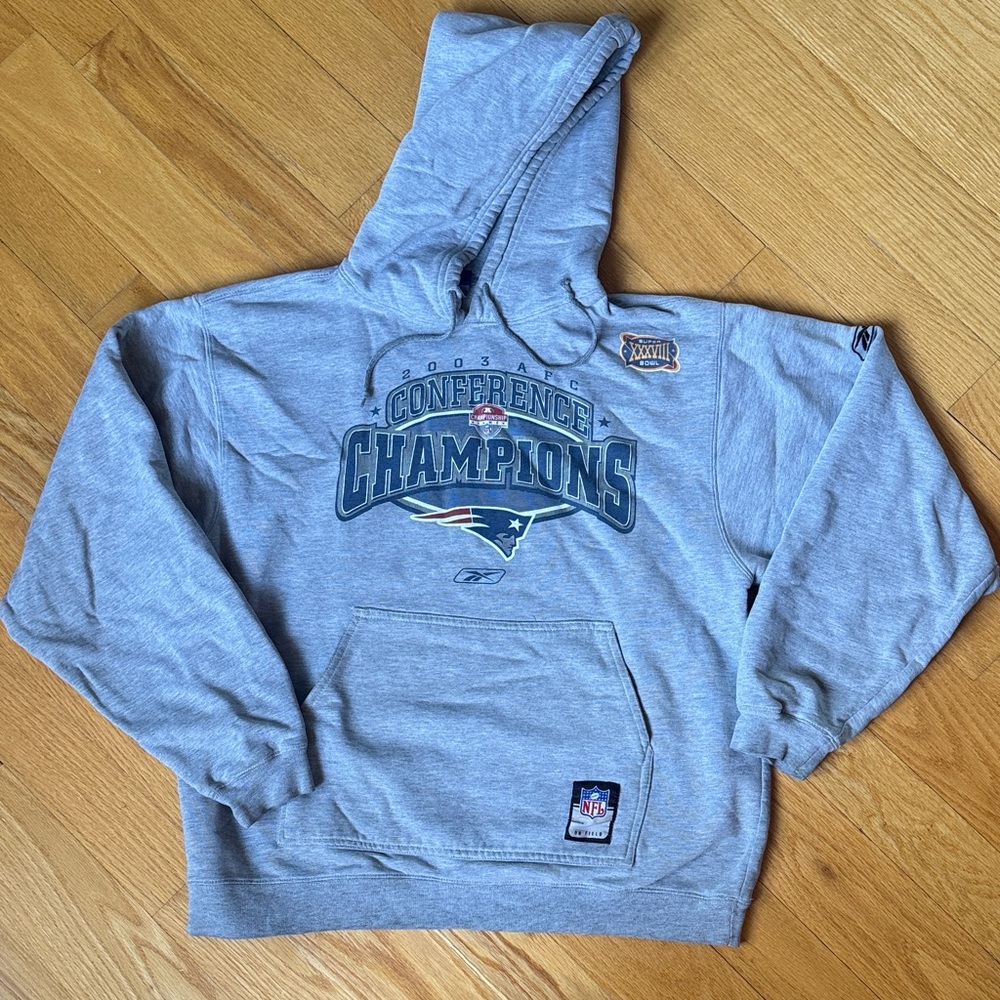 New England Patriots Reebok Gray 2003 Conference Champions Hoodie